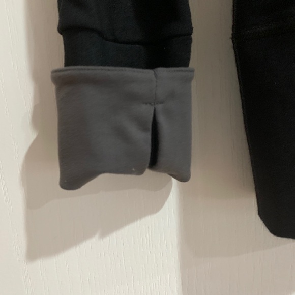 Yogasmoga jacket. Size 6. Perfect condition. - Picture 9 of 9